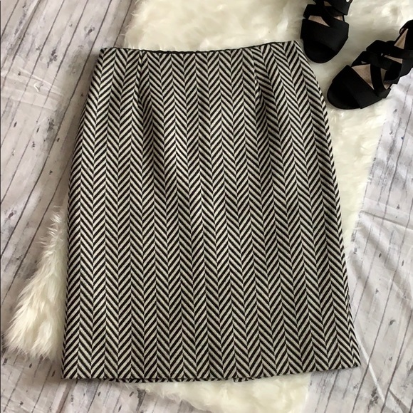 Oscar de la Renta Other - Oscar de la Renta Wool Chevron Skirt